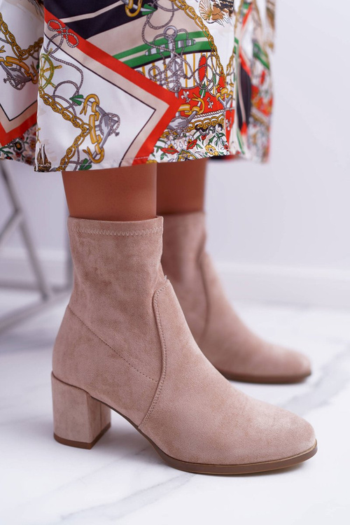 Ženy s vysokým obsahom žien