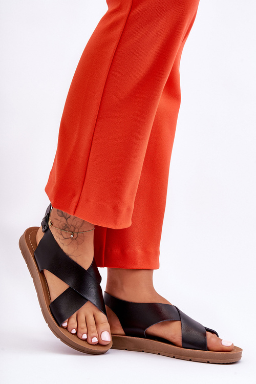 Ľahké klasické dámske sandále čierne Lenas