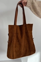 Odstíny hnědé a béžové