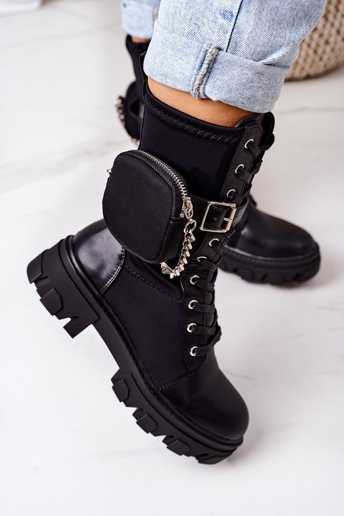 Izolované tašky s obličkovým čiernym pohľadom na mňa