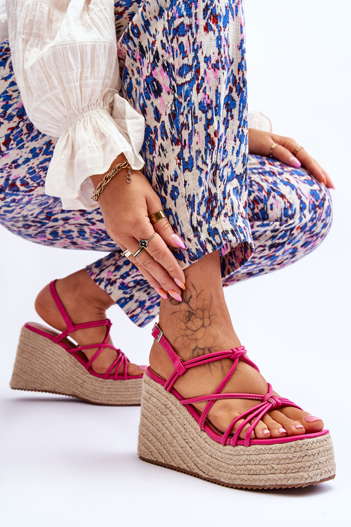 Módne klinové sandále s fuksia nessia cop