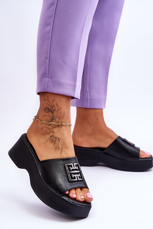 Dámské kožené pantofle na platformě se zdobením Černé Renna