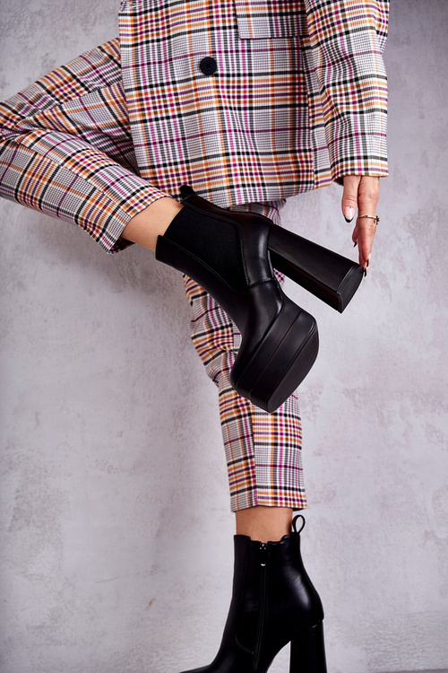 Dámske kožené topánky na masívnom päte Black Jones