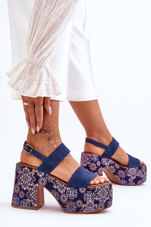 Kožené sandály na podpatku Maciejka 06089-17 Námořnická modrá