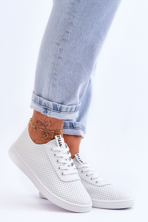 Dámska čipka s otvoreným dielom -tenisky White Carinel