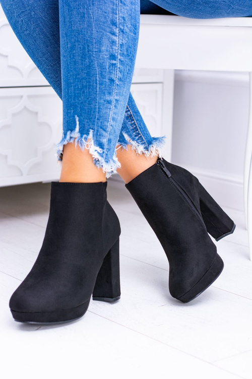 Čierne topánky Nubuck na stĺpiku Emretto