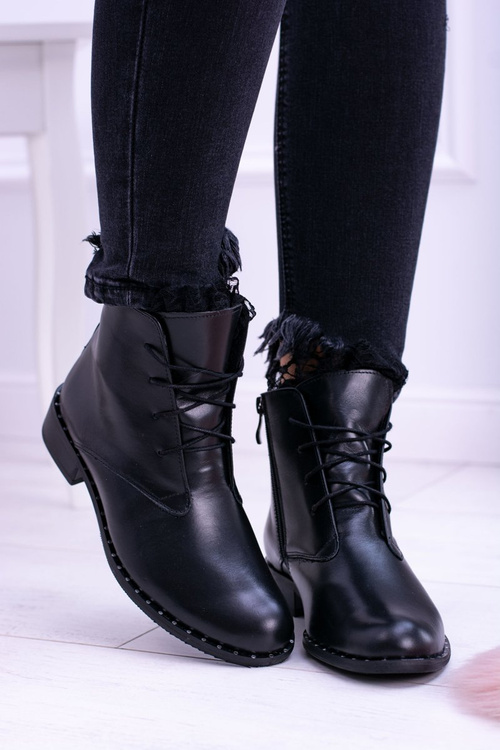 Teplé kožené černé dámské kotníkové boty s krajkou Millano