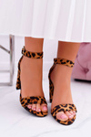 Dámske sandále na pokojnom tlači Leopard