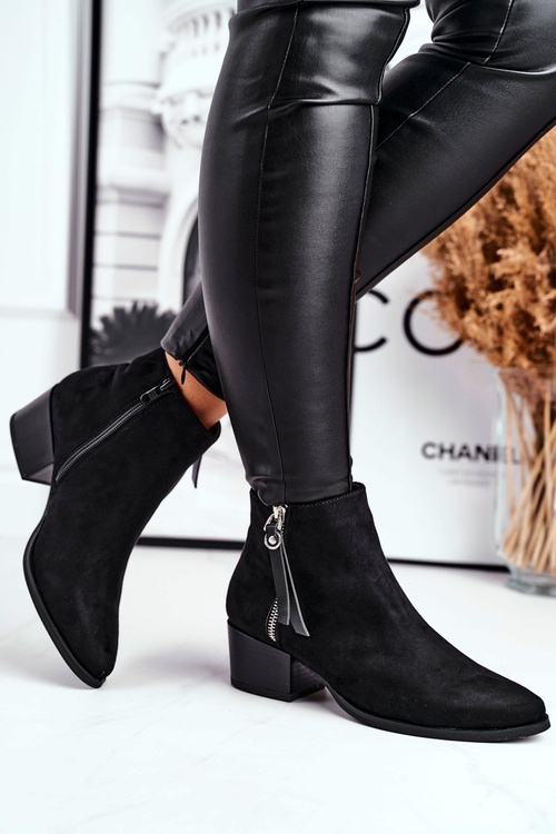 Dámské kotníkové boty na podpatku černé Discretely