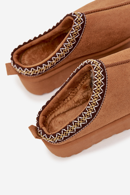 Dětské juniorská sněhule s výšivkou na platformě Camel Jolisse