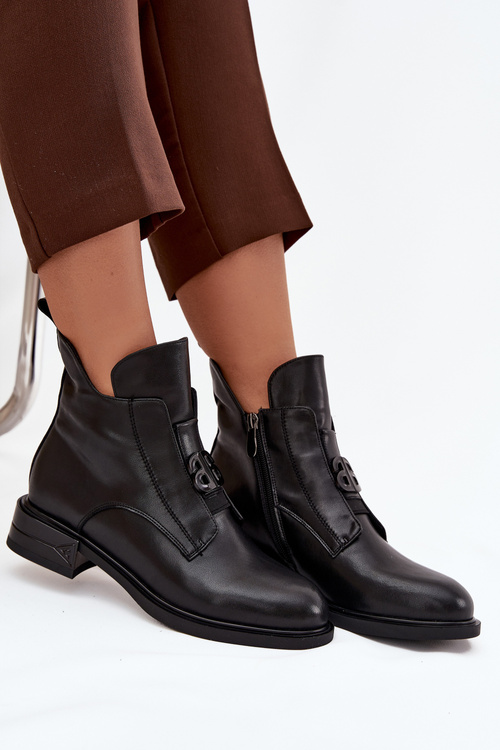 Zateplené kožené dámske čižmy s ozdobným detailom čierne Briselda