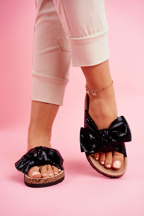 Dámske papuče s veľkým čiernym krásnym lukom