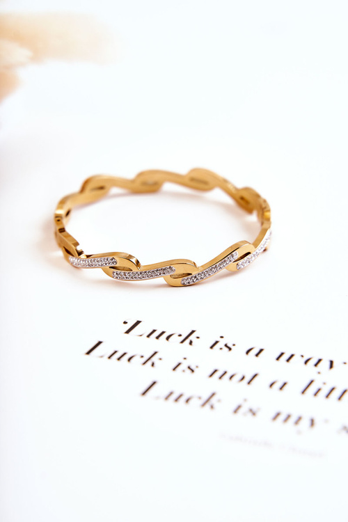 Módní zapínací náramek se kubickými zirkony zlate