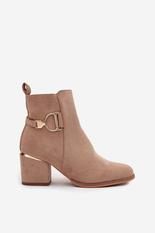 Izolované dámske členkové topánky na opätku so zlatými prvkami béžové Ambrine