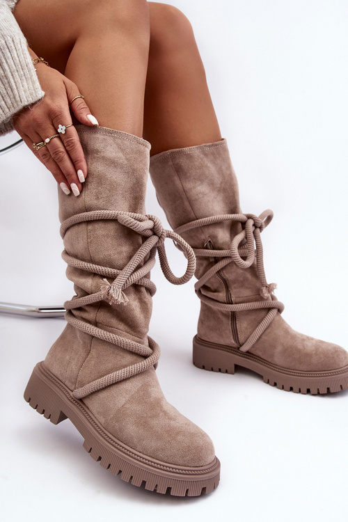 Dámske semišové topánky s viazanou béžovou lacnou