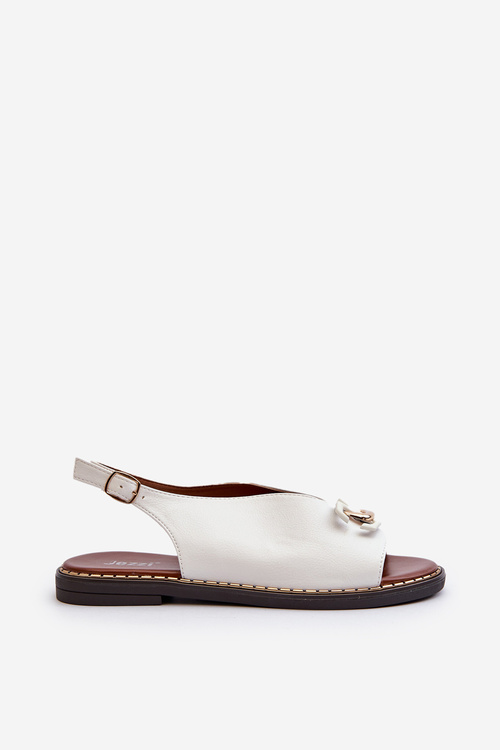 Dámské sandály na ploché podrážce s ozdobou bílé Loraeleh