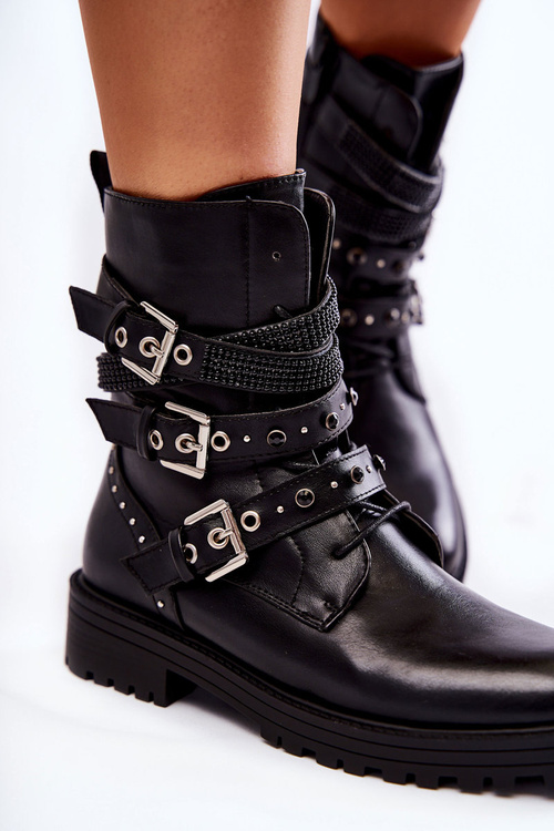 Izolované topánky žien s pruhmi hladký čierny lambert