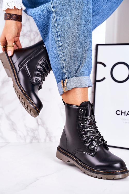 Ženské izolované dosky matného čierneho hromu