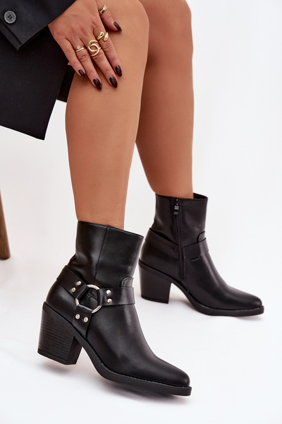 Zateplené dámské kotníkové boty na podpatku s ozdobným prvkem černé Jurelle