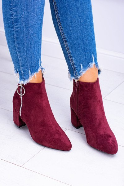 Burgundsky semišové topánky na stĺpe v Spitz Jonnes