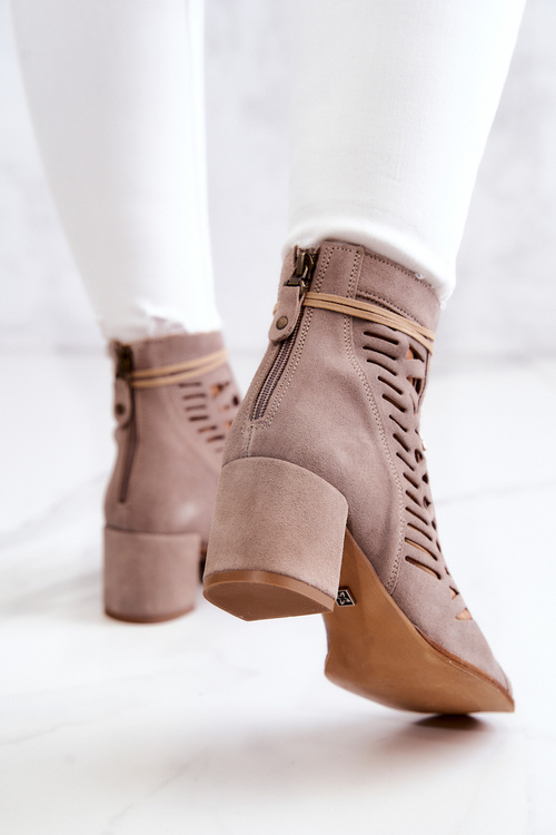 Semišové Prolamované Boty Maciejka 05508-04 Béžová