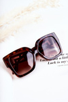 Dámske módne mramorové slnečné okuliare v120045 hnedé