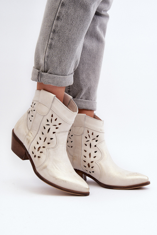 Kožené čižmy na nízkom opätku s výrezom 2870 Zazoo strieborné