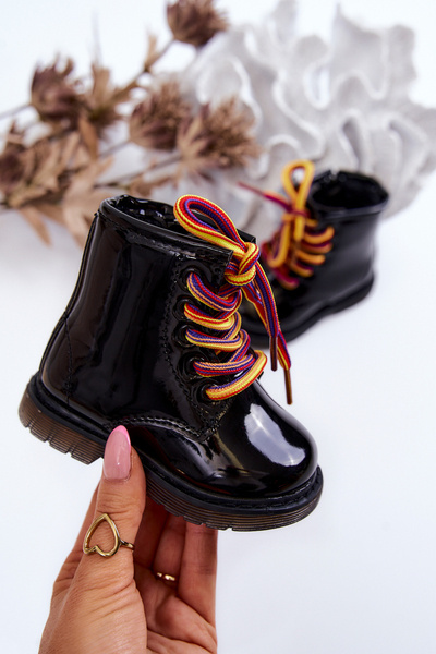 Black Tibbie Baby Boots lakovaný zipsom