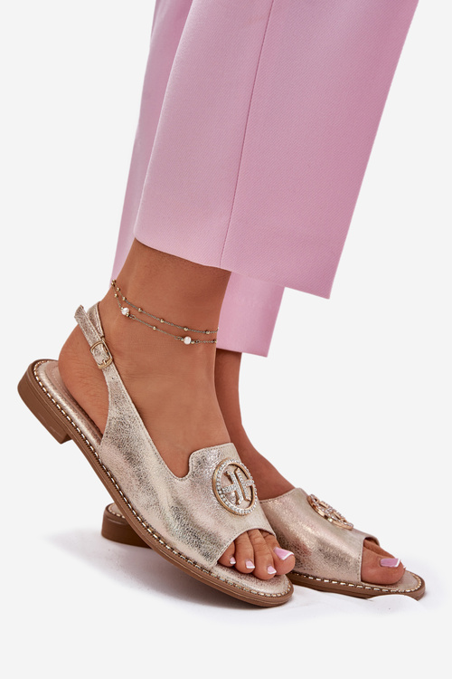 Dámske sandále na plochom podpätku s ozdobou S.Barski KV51-002 zlaté