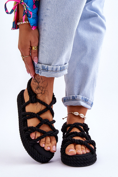 Módne čierne čierne Tiffanie sandále