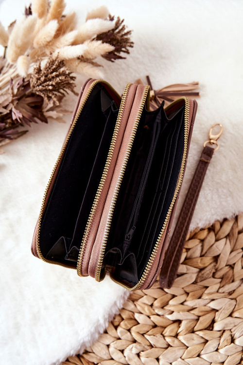 Velká Prošívaná Peněženka Se Zipy Kapučíno