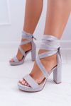 Dámske sandále na stĺpe plošiny zviazané sivé lafiesta