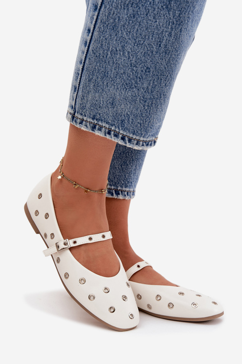 Dámske baleríny s striebornými prvkami biele Marivon