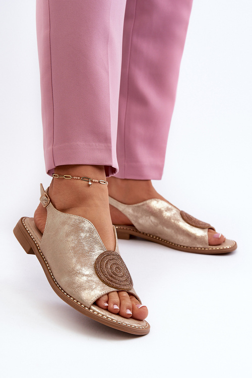 Dámské sandály s ozdobou na ploché podrážce S.Barski KV24-057 Zlaté