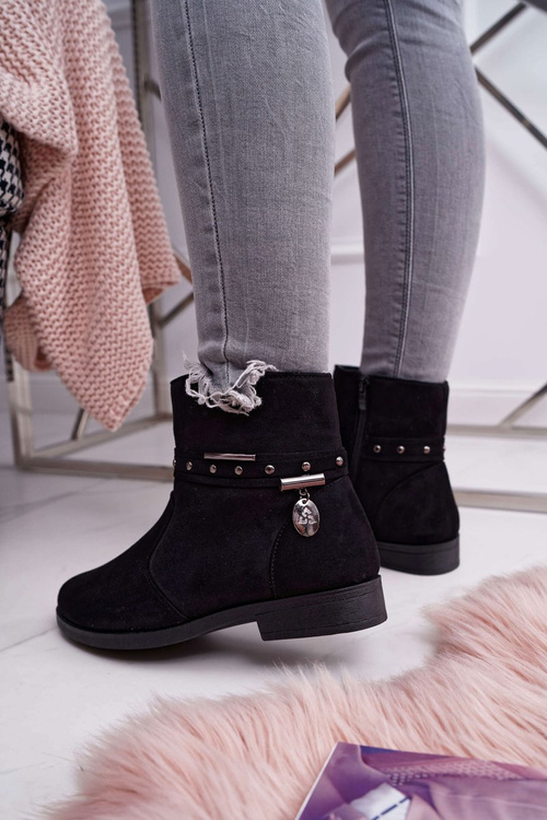 Dámska plochá päta izolovaná čierna stavba