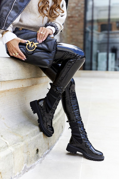 Dámské Kotníkové Ploché Workery Lakované Boty Cerne Maxine