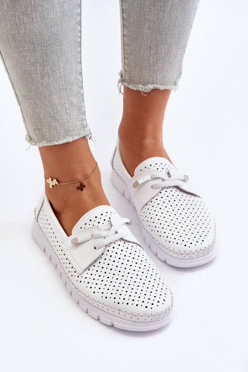 Biela dámska kožená obuv so výrezmi Darnissa