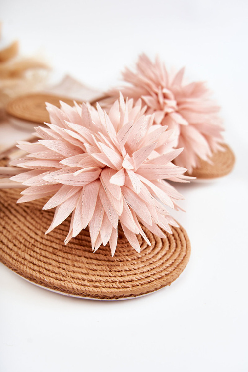 Dámske flip -flops s materiálnou dekoráciou svetloružovej Eviany