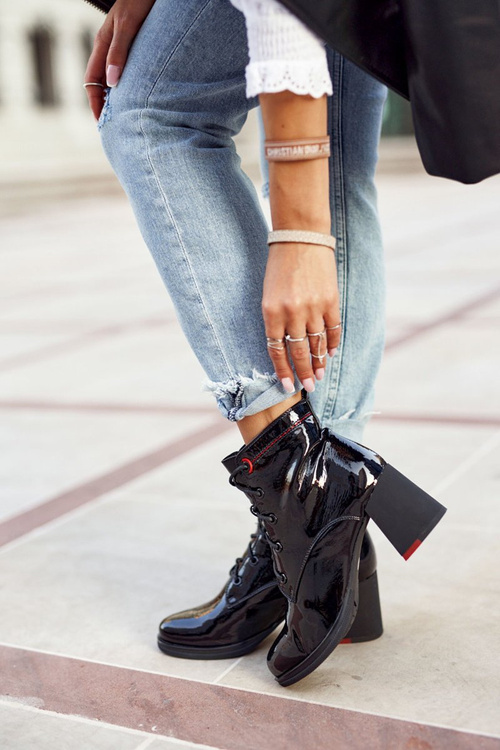 Dámské Kotníkové Boty Na Podpatku Lakované Černé Do It Better