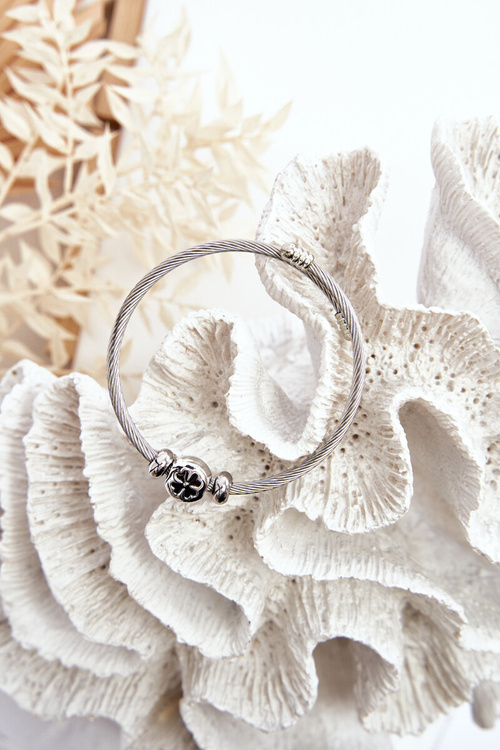 Dámský ocelový náramek se jetelem stříbrna