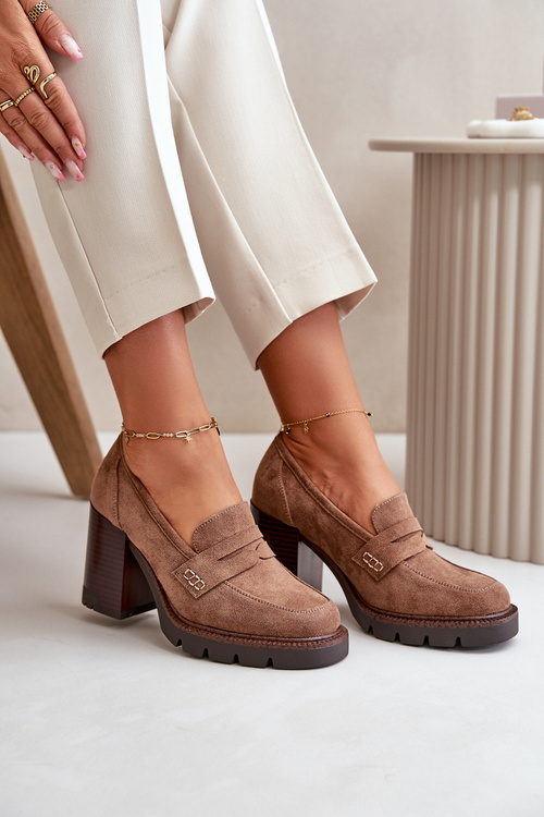 Dámske topánky na opätku s platformou z ekologického semišu čierne Vinceza 58105