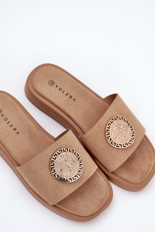 Dámske sandále so zlatou ozdobou béžové Kaliora