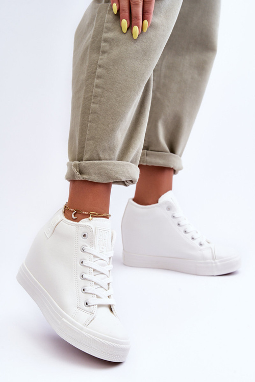 Dámské kožené tenisky na koturnu Big Star MM274002 Bílé