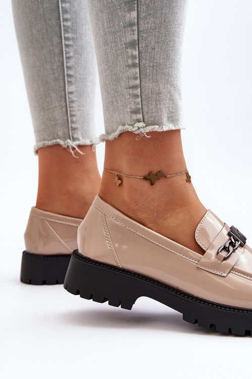 Dámske lesklé mokasíny s plochou podrážkou béžové Ezoma