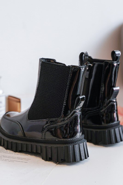 Lakované dětské boty s zipem oceněnými černými Jolynn