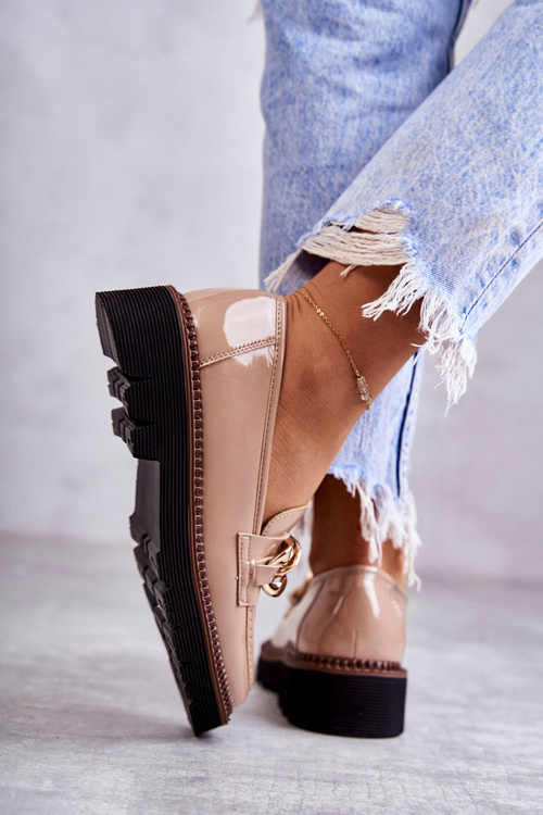 Lakované mokasíny na béžové platformě Reidun