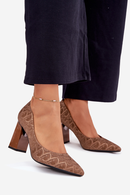 Dámské Lodičky Na Podpatku S Dekorativním Vytlačením Vinceza 62254 Hnědé