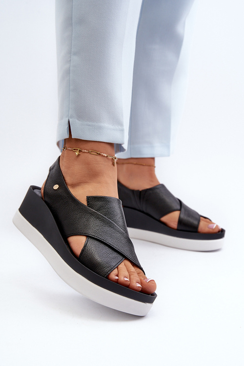 Zazoo 40256 Kožené sandály na klíně černé