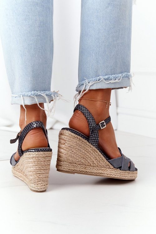 Veľká hviezda HH274378 Strieborné kožené sandále