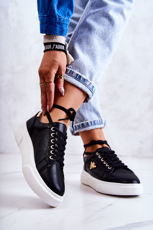 Čierne športové topánky s kalériou